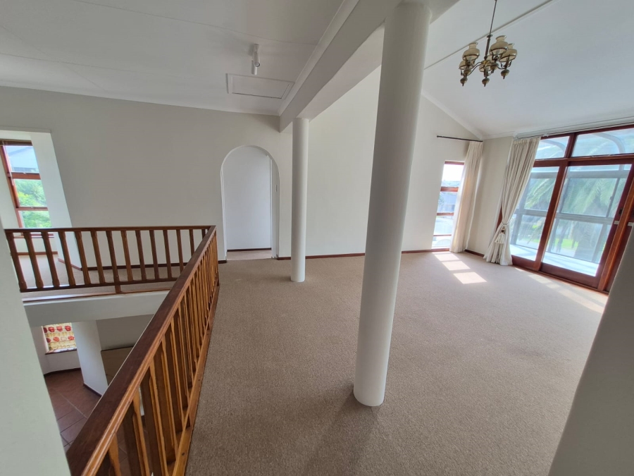 5 Bedroom Property for Sale in Bayview Western Cape